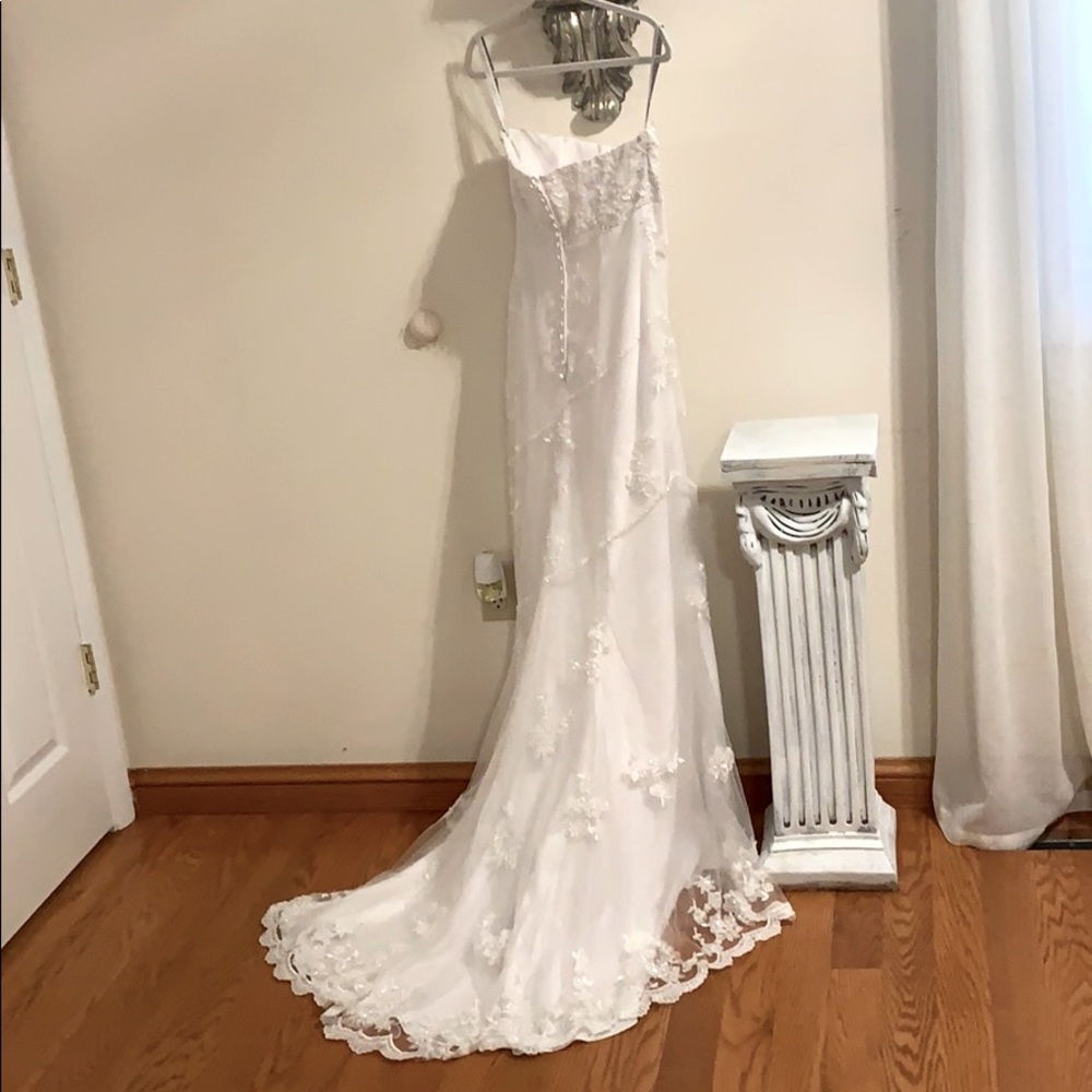 Alfred Angelo wedding dress size 4 - Picture 8 of 14